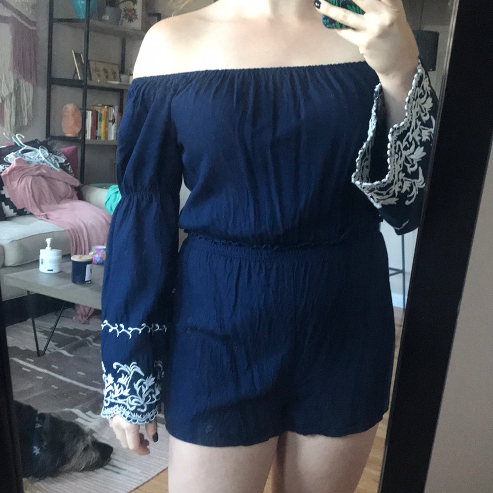 Romeo and Juliet Couture romper lace sleeves